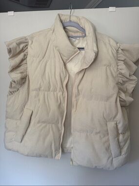 Ruffled Sleeve Cream Corduroy Puffer Vest